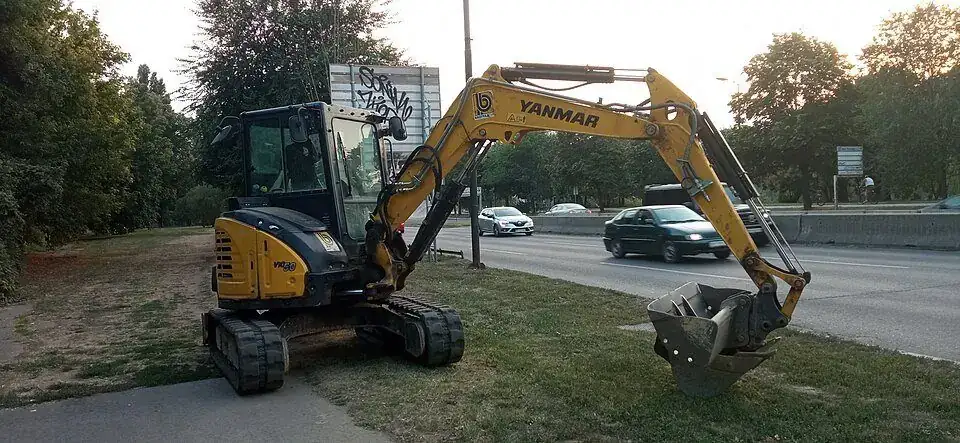 Miniescavadeira 3,5 t para locação