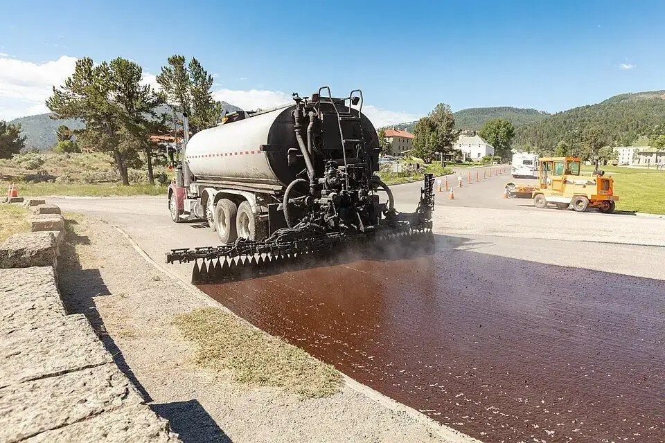 Caminhão espargidor para locação